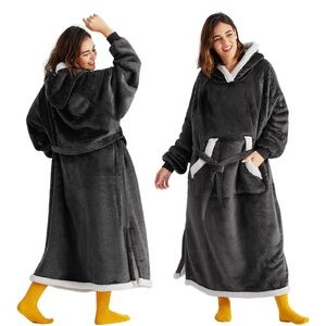 Bedsure long Sherpa wearable blanket 52x31
